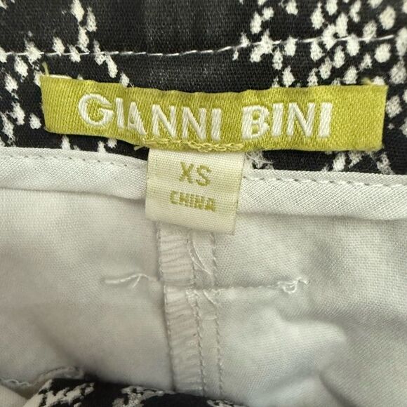 Gianni Bini Pants Stylish Size XS Black & White Snake Print Pants - Picture 4 of 8